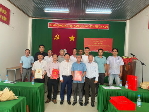 ĐẢNG ỦY PHƯỜNG LONG BÌNH: CÔNG BỐ CÁC QUYẾT ĐỊNH VỀ CÔNG TÁC CÁN BỘ TẠI CHI BỘ KHU PHỐ 10
