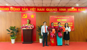 Hội nghị triển khai quyết định bộ nhiệm lại đối với cán bộ quản lý trường học trên địa bàn phường