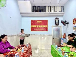 Khánh thành và bàn giao “Nhà tình nghĩa Quân - Dân” tại...