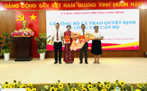 UBND PHƯỜNG LONG BÌNH TỔ CHỨC HỘI NGHỊ CÔNG BỐ QUYẾT ĐỊNH VỀ CÔNG TÁC CÁN BỘ NGÀNH GIÁO DỤC