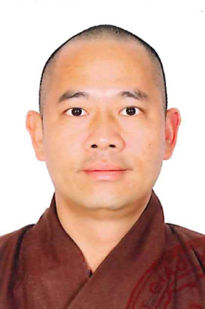 Khuất Hữu Anh Tuyến (Đại đức Thích Đạt Ma Toàn Hạnh)