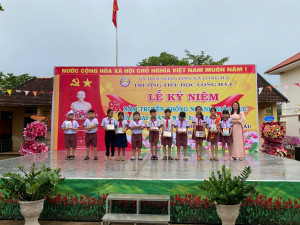 10 phần quà