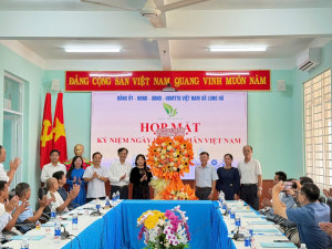 Xã Long Hà thành lập Câu lạc bộ Doanh nhân và họp mặt kỷ niệm Ngày doanh nhân doanh nhân Việt Nam 2025