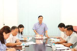 “TẬP TRUNG CAO ĐỘ, TĂNG TỐC THỰC HIỆN NHIỆM VỤ VỚI TINH THẦN, TRÁCH NHIỆM CAO NHẤT”.