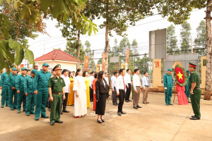 LONG HÀ: DÂNG HƯƠNG TRI ÂN CÁC ANH HÙNG, LIỆT SĨ NHÂN KỶ NIỆM CÁC NGÀY LỄ LỚN VÀ CHÀO MỪNG