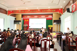 Long Hà: Cán bộ từ xã đến thôn được tập huấn, nâng cao kỹ năng chuyển đổi số, ứng dụng trí tuệ nhân tạo (AI)