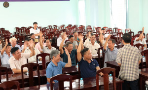 NGƯỜI DÂN THÔN 7 VÀ THÔN BÙ KA 2 ĐỒNG THUẬN CAO HIẾN ĐẤT THỰC HIỆN DỰ ÁN  NÂNG CẤP MỞ RỘNG ĐƯỜNG NT24.