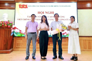 Ban Công tác 35 Đảng uỷ tập huấn kỹ năng viết chính luận bảo vệ nền tảng tư tưởng của Đảng.