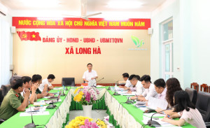 HỌP ỦY VIÊN UBND XÃ LONG THÔNG QUA DỰ THẢO ĐỀ ÁN SẮP XẾP THÔN.