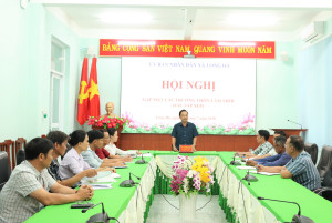 LÃNH ĐẠO UBND XÃ LONG HÀ GẶP MẶT CÁC TRƯỞNG THÔN LÂM THỜI SAU SẮP XẾP THÔN.
