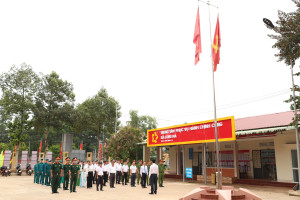 XÃ LONG HÀ CHÀO CỜ THÁNG 7, TRIỂN KHAI CÁC NHIỆM VỤ TRỌNG TÂM TRONG THÁNG