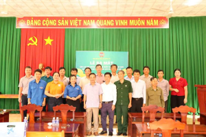 THÀNH LẬP CÂU LẠC BỘ NÔNG DÂN SẢN XUẤT KINH DOANH GIỎI VÀ CÂU LẠC BỘ NÔNG DÂN VỚI CHUYỂN ĐỔI SỐ