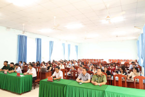 LONG HÀ: KHAI GIẢNG LỚP BỒI DƯỠNG KIẾN THỨC QUỐC PHÒNG VÀ AN NINH ĐỐI TƯỢNG 4 NĂM 2026.