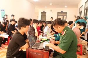 THANH NIÊN LONG HÀ NGHIÊM TÚC THAM GIA KHÁM SƠ TUYỂN SỨC KHỎE TRONG TUYỂN QUÂN NĂM 2027