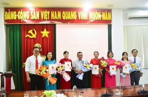 Lễ công bố Quyết định về về bổ nhiệm lại chức vụ viên chức lãnh đạo, quản lý