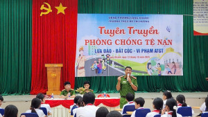 Trường THCS Hồ Thị Hương đã tổ chức một buổi tuyên truyền, phổ biến kiến thức pháp luật
