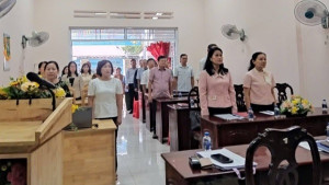 Bí thư Đảng bộ phường Long Khánh dự sinh hoạt Chi bộ khu phố...