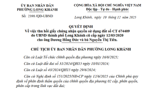 Quyết định về việc thu hồi giấy chứng nhận quyền sử dụng đất...