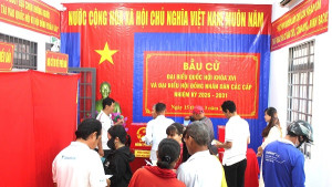 Phường Long Khánh: 100% cử tri hoàn thành bỏ phiếu