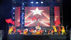 Long Khánh rực rỡ đêm văn nghệ chào mừng thành công bầu cử nhiệm kỳ mới