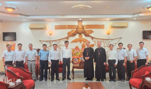 Lãnh đạo phường Long Khánh thăm, gặp gỡ các vị chức sắc Tòa Giám mục Xuân Lộc và Đại Chủng viện Thánh Giuse