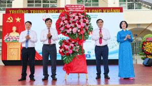 Trường THPT Long Khánh tổ chức Lễ khai giảng năm học 2026-2027