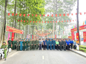 Xã Long Thành ra quân hưởng ứng kỷ niệm 95 năm ngày truyền thống công tác dân vận của Đảng và 26 năm “Ngày Dân Vận Của Cả Nước”