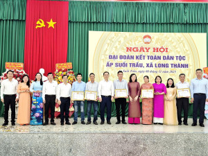 Ấp Suối Trầu tổ chức Ngày hội Đại đoàn kết toàn dân tộc năm 2025