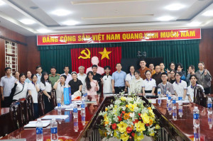 Ủy ban nhân dân phường Long Thành làm việc với Đoàn sinh viên Trường Đại học Khoa học Xã hội và Nhân văn TP.HCM