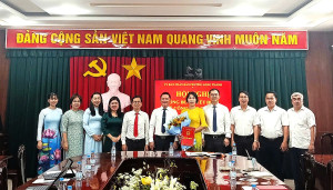 Kiện toàn đội ngũ quản lý giáo dục: trao Quyết định bổ nhiệm...