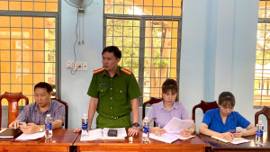 MINH ĐỨC: BÌNH XÉT KHEN THƯỞNG CÁC TẬP THỂ, CÁ NHÂN CÓ THÀNH TÍCH XUẤT SẮC TRONG PHONG TRÀO “TOÀN DÂN BẢO VỆ AN NINH TỔ QUỐC” NĂM 2025