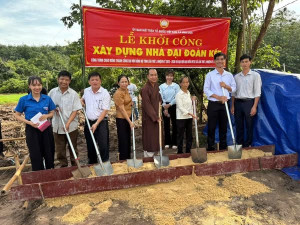 MINH ĐỨC: KHỞI CÔNG XÂY DỰNG “NHÀ ĐẠI ĐOÀN KẾT” TẠI ẤP SÓC RUL