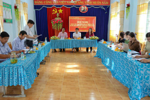 THƯỜNG TRỰC ĐẢNG ỦY XÃ MINH ĐỨC LÀM VIỆC VỚI ĐẢNG BỘ TRƯỜNG...