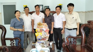 ❖ LÃNH ĐẠO XÃ MINH ĐỨC THĂM, CHÚC TẾT CHI BỘ, NHÂN DÂN ẤP BÌNH PHÚ