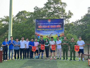 SÔI NỔI GIẢI BÓNG ĐÁ THANH NIÊN CHÀO MỪNG KỶ NIỆM 95 NĂM NGÀY THÀNH LẬP ĐOÀN