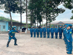 🎖️BAN CHQS XÃ MINH ĐỨC, TỈNH ĐỒNG NAI TỔ CHỨC HUẤN LUYỆN MANG MẶC VÀ SỬ DỤNG CÔNG CỤ CHO LỰC LƯỢNG DÂN QUÂN THƯỜNG TRỰC 🎖️