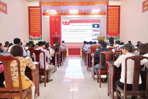 XÃ MINH ĐỨC TỔ CHỨC THAM DỰ HỘI NGHỊ TOÀN QUỐC NGHIÊN CỨU, HỌC TẬP, QUÁN TRIỆT VÀ TRIỂN KHAI THỰC HIỆN NGHỊ QUYẾT HỘI NGHỊ LẦN THỨ HAI BAN CHẤP HÀNH TRUNG ƯƠNG ĐẢNG KHÓA XIV.