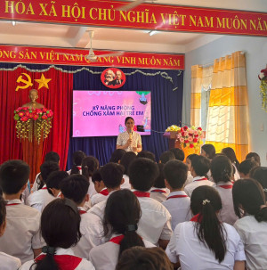 MINH ĐỨC: TĂNG CƯỜNG TUYÊN TRUYỀN PHÒNG, CHỐNG TAI NẠN THƯƠNG TÍCH VÀ XÂM HẠI TRẺ EM TRONG TRƯỜNG HỌC