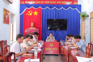 UBND XÃ MINH ĐỨC HỌP THÔNG QUA ĐỀ ÁN NHÂN SỰ