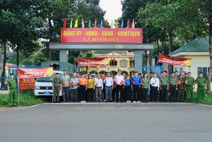 MINH ĐỨC SÔI ĐỘNG TRONG LỄ MÍT TINH VÀ GIẢI CHẠY BỘ “CHUNG MỘT QUYẾT TÂM XÂY DỰNG CỘNG ĐỒNG KHÔNG MA TÚY”.
