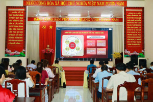 XÃ MINH ĐỨC THAM DỰ TRỰC TUYẾN HỘI NGHỊ TOÀN QUỐC NGHIÊN CỨU, HỌC TẬP, QUÁN TRIỆT VÀ TRIỂN KHAI THỰC HIỆN NGHỊ QUYẾT HỘI NGHỊ LẦN THỨ BA BAN CHẤP HÀNH TRUNG ƯƠNG ĐẢNG KHÓA XIV.