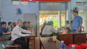 ẤP PHỐ LỐ TÍCH CỰC TUYÊN TRUYỀN, LẤY Ý KIẾN NHÂN DÂN VỀ ĐỀ ÁN SẮP XẾP CÁC ẤP TRÊN ĐỊA BÀN XÃ MINH ĐỨC