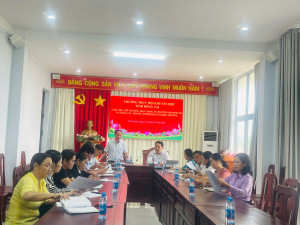 Đoàn công tác Hội Khuyến học tỉnh thăm, làm việc với phường Minh Hưng.