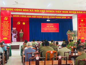 Công an phường Minh Hưng, tỉnh Đồng Nai tổ chức Hội nghị sơ kết công tác Công an 6 tháng đầu năm 2025.