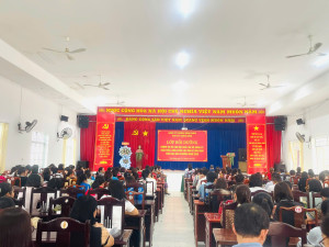 Phường Minh Hưng tổ chức lễ bế mạc lớp bồi dưỡng chính trị hè năm 2025