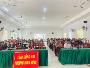 Hội Nông dân phường Minh Hưng tổ chức hội nghị tập huấn hướng dẫn phân loại rác thải tại nguồn cho bà con nông dân