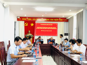 Đoàn công tác Sở Khoa học và Công nghệ làm việc về công tác chuyển đổi số tại phường Minh Hưng