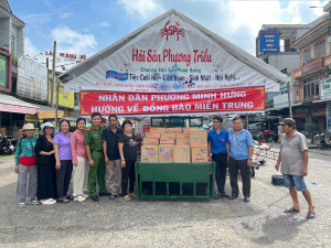 TUỔI TRẺ MINH HƯNG PHÁT HUY TINH THẦN XUNG KÍCH, CHUNG TAY HƯỚNG VỀ ĐỒNG BÀO VÙNG LŨ.