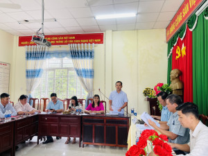 BAN KINH TẾ - NGÂN SÁCH HĐND PHƯỜNG MINH HƯNG TỔ CHỨC GIÁM SÁT CÔNG TÁC THU - CHI VÀ XÃ HỘI HÓA GIÁO DỤC TẠI CÁC TRƯỜNG HỌC TRÊN ĐỊA BÀN.