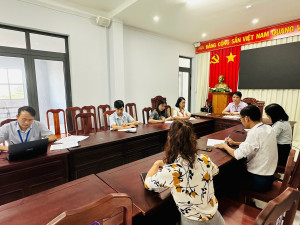 PHÓ CHỦ TỊCH UBND PHƯỜNG MINH HƯNG LÀM VIỆC VỚI PHÒNG VĂN HÓA - XÃ HỘI VỀ NHIỆM VỤ TRỌNG TÂM NHỮNG THÁNG CUỐI NĂM 2025.